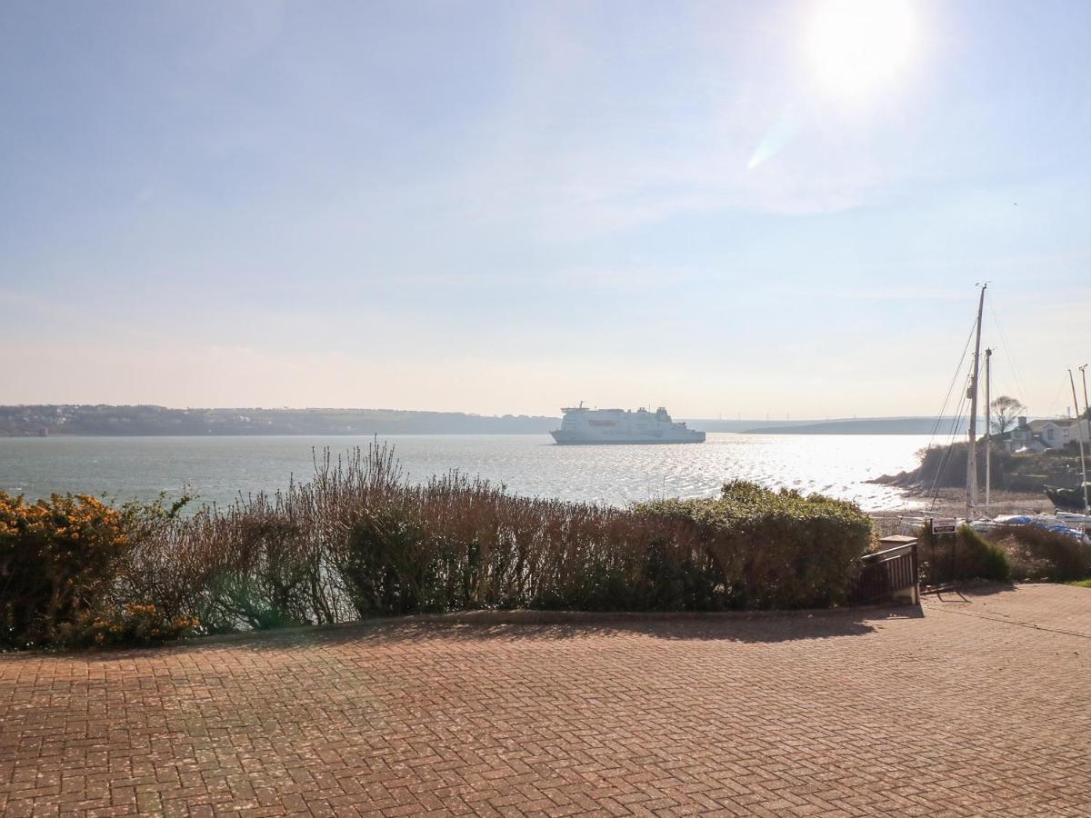Villa Oakdene Milford Haven Exterior foto